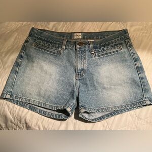 Calvin Klein jean shorts  Excellent Condition! Measurements in Pictures!